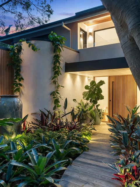 Entry lighting on a Northern Rivers home at dusk, wired by YellowTail Electrical